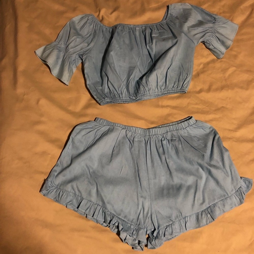 Two piece short set